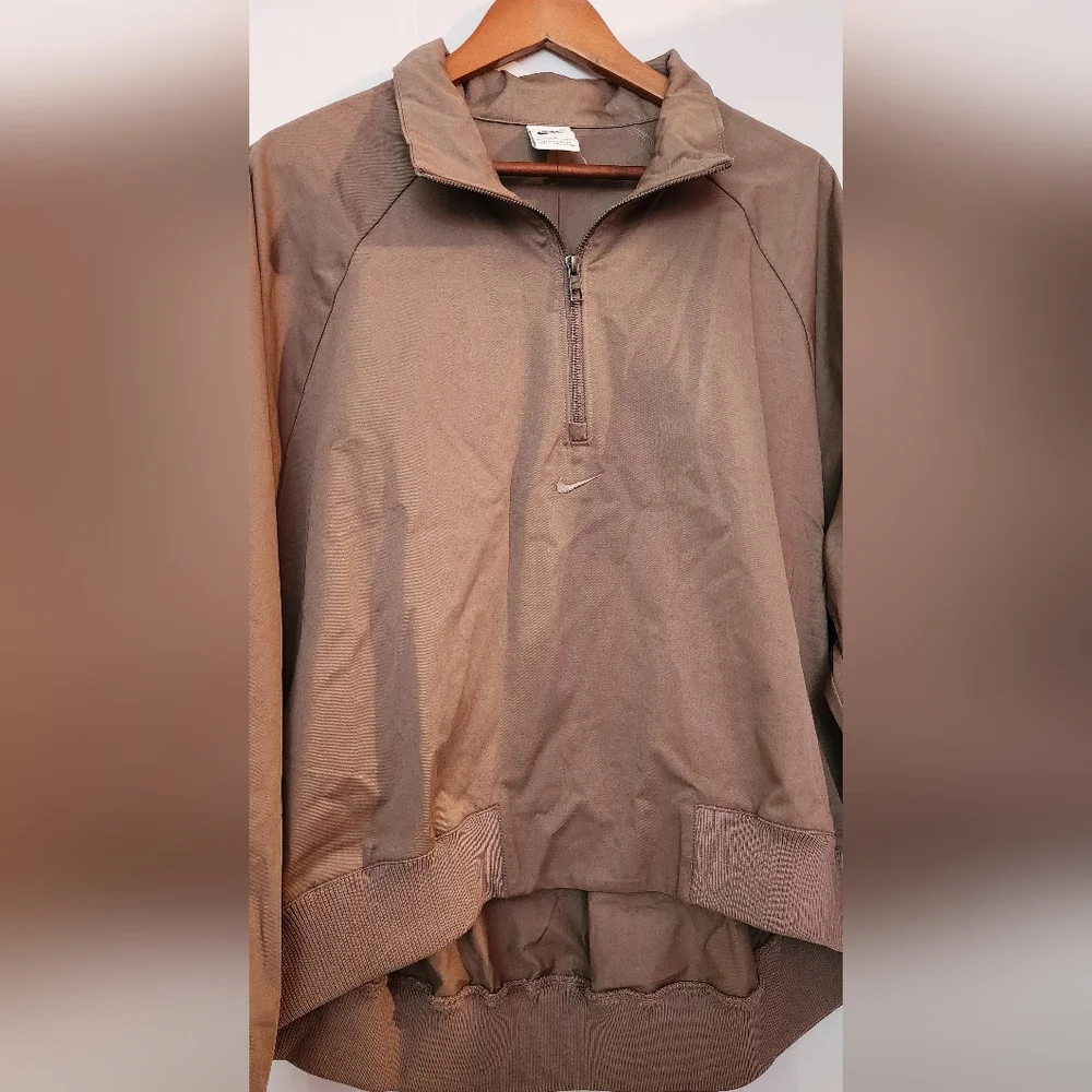 Nike Women's Sportwear Oversized 1/4 Zip Twill Top-Brown Long‎ Sleeve Sz Med NWT